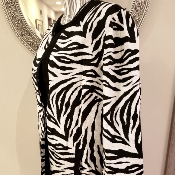 Chico's Zebra Print Black Ecru White Duster Jacket - Picture 8 of 10